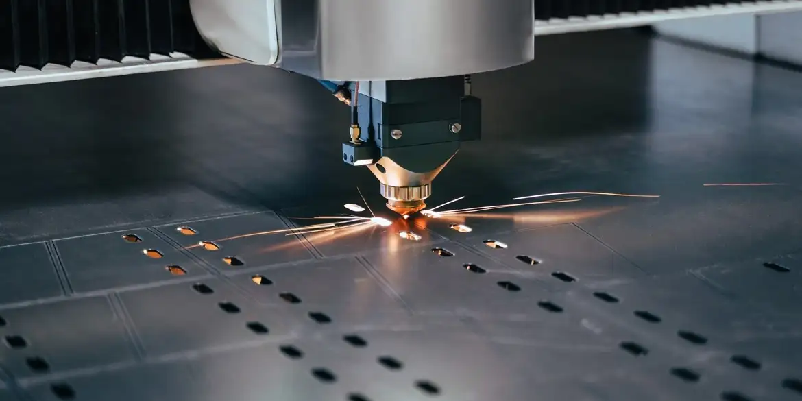 wycinanie laserowe w&nbsp;metalu
